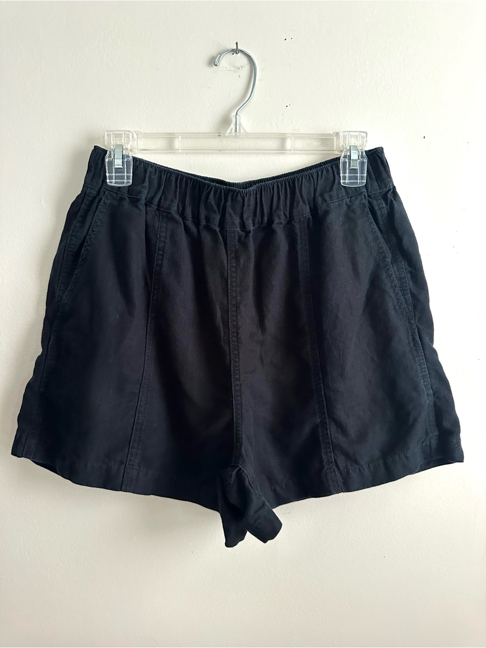Madewell • Linen-Blend Easy Pull-On Shorts in Black
